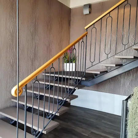 Konukevi Stop&go And 4*