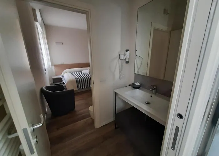 Stop&go And Penzion Maranello